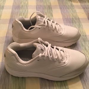Brooks Addiction Walker 2  Womens Size 11